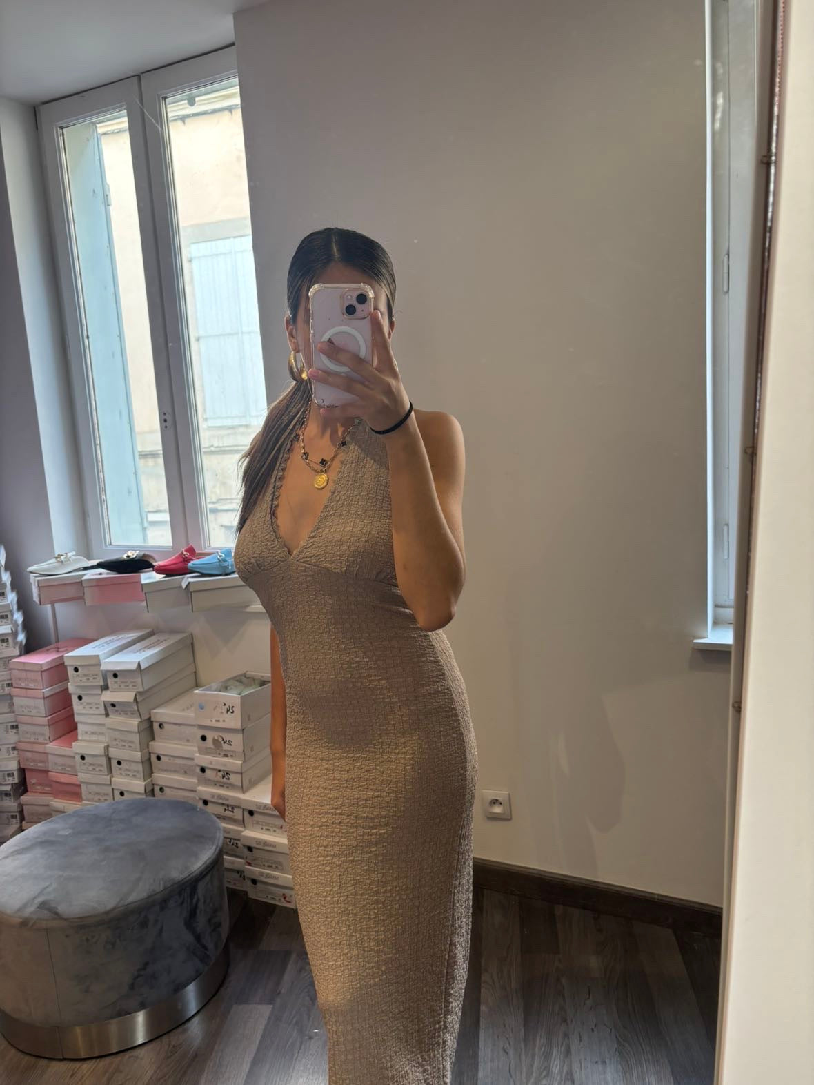 Robe longue dos nu en maille