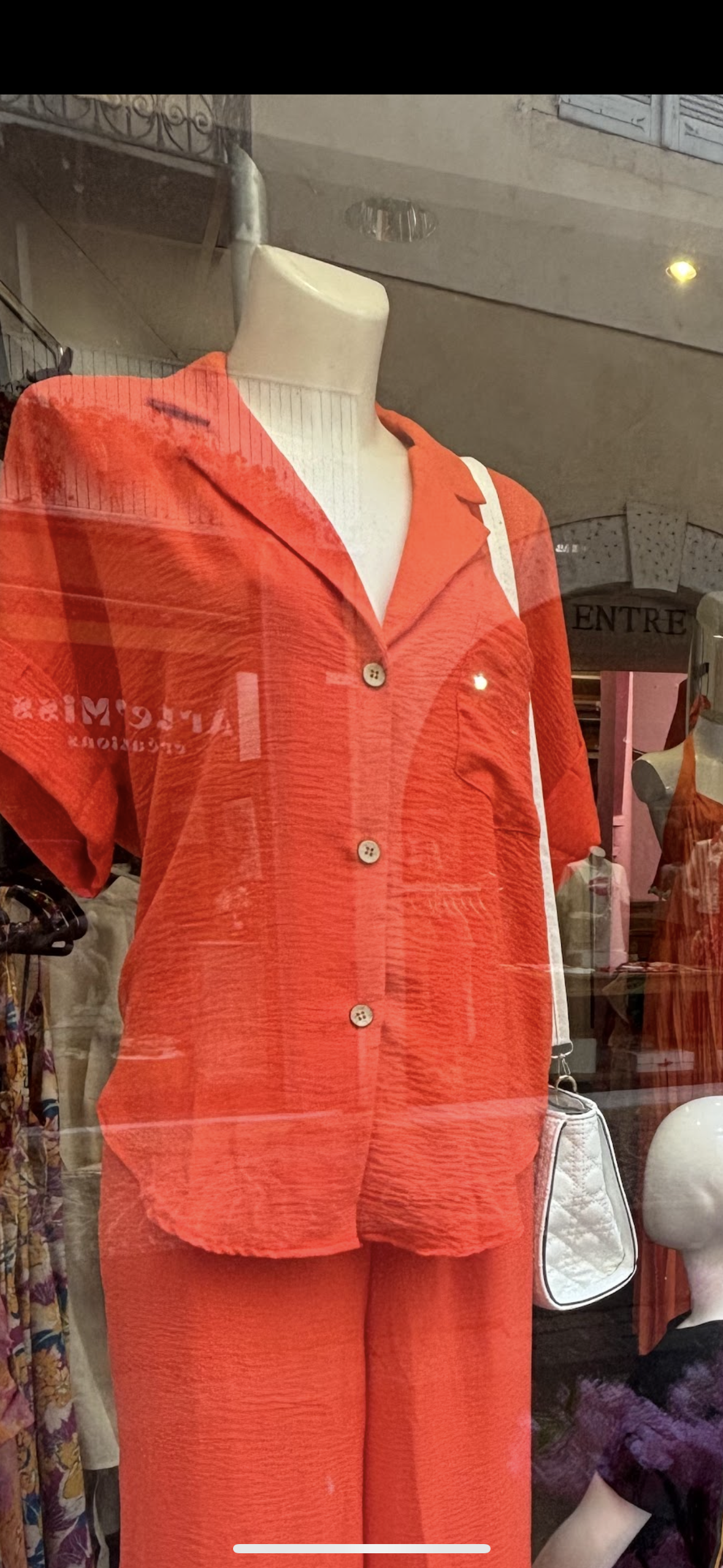 CHEMISE